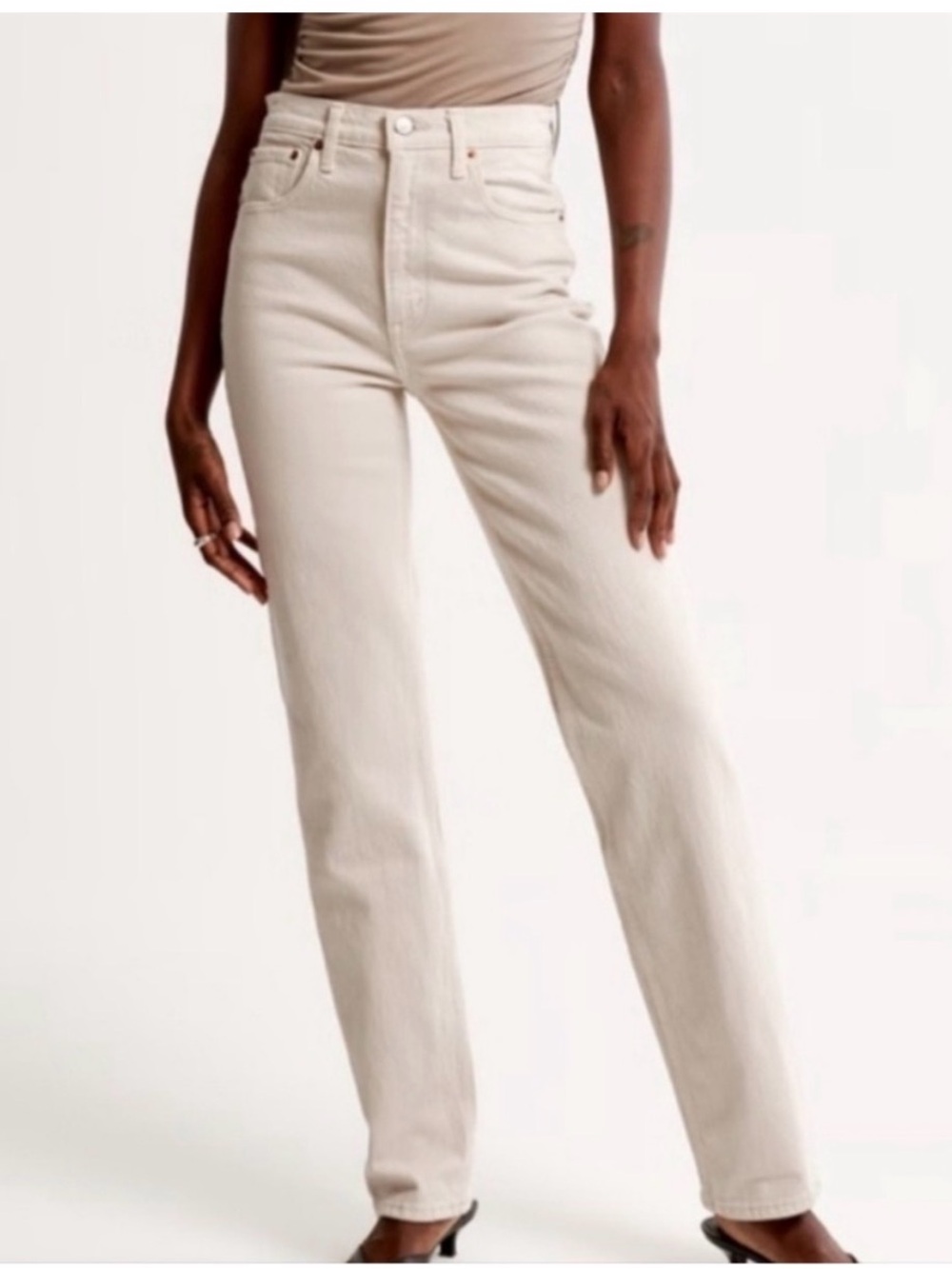 Abercrombie & Fitch High-Rise Straight Jeans in Off-White (NWT)